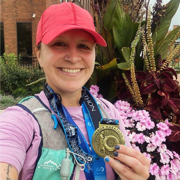 Meet your Posher, Allyson - Picture 2 of 2